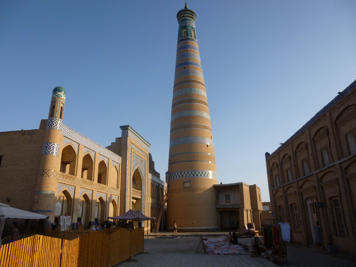 PAMIR_0420_J065_Ouzbekistan_1200.jpg