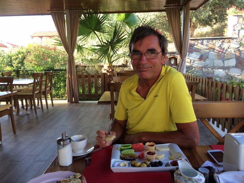 Turquie-J29-petit-dej.jpg