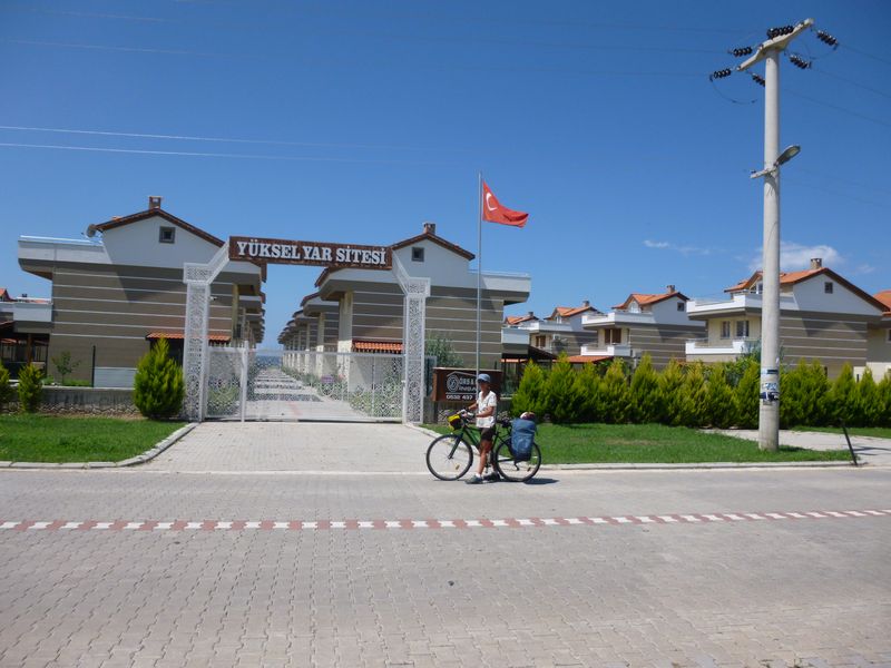 Turquie-J29-residences-vides.jpg